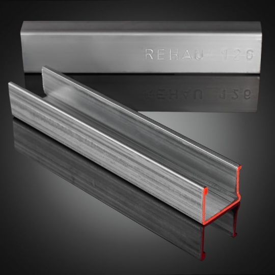 рехау армирование окна